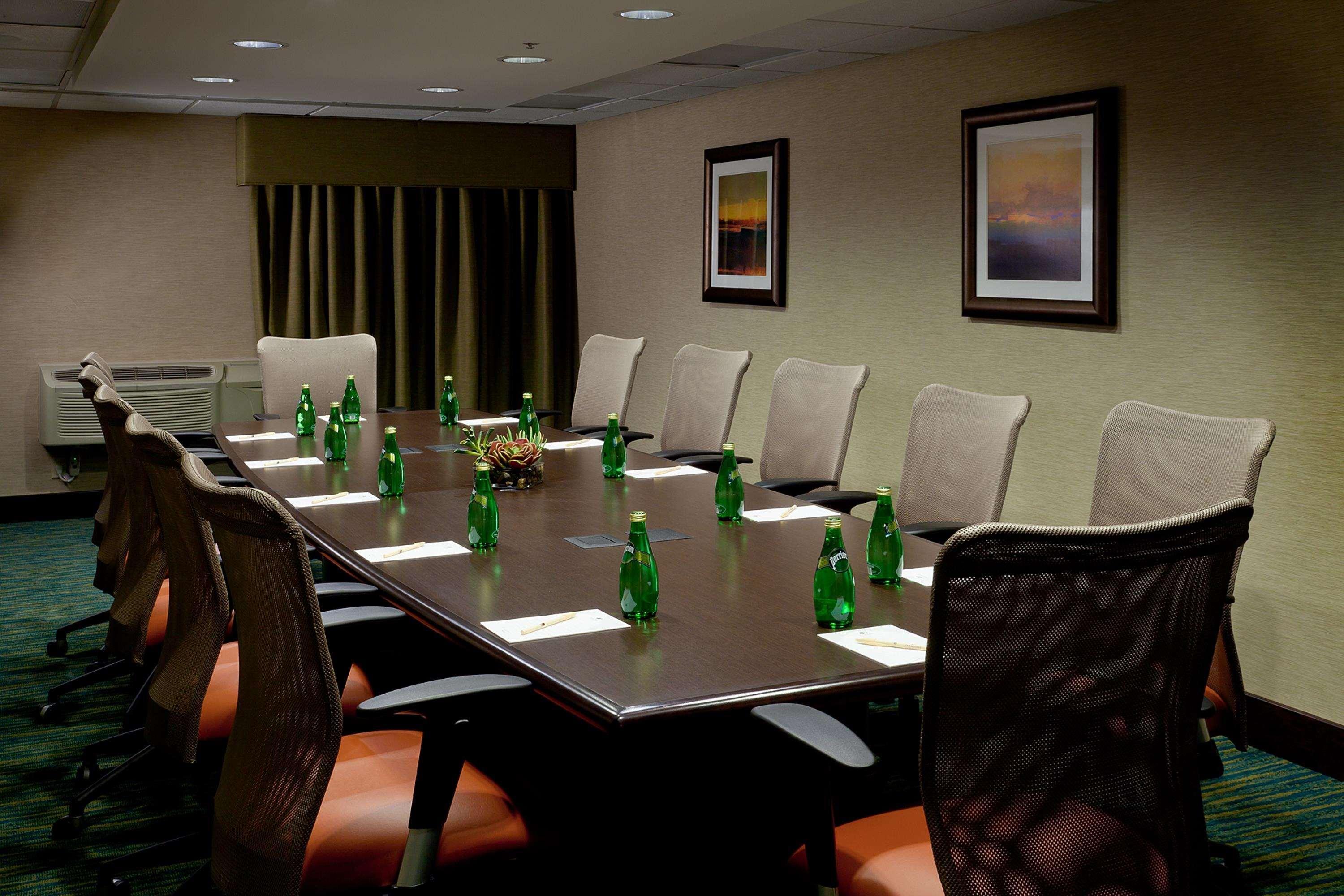 Doubletree By Hilton Santa Fe Hotel Perniagaan gambar