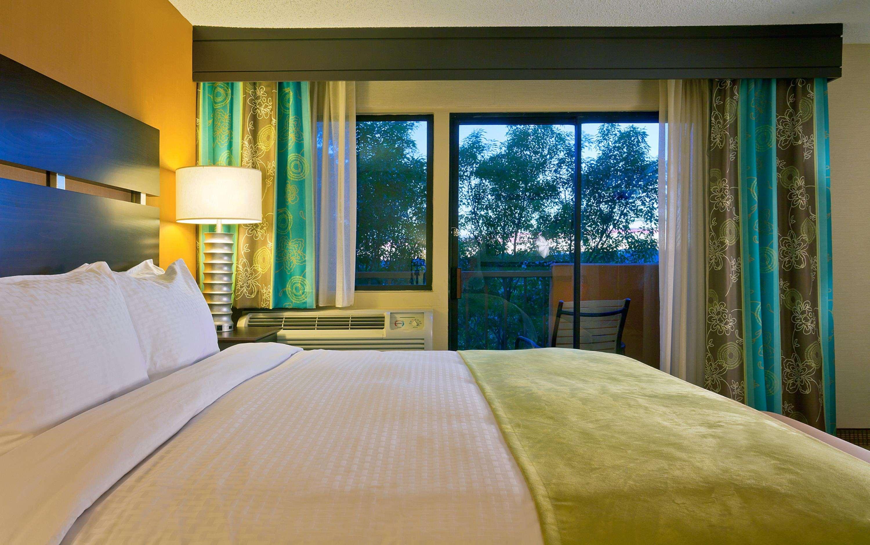 Doubletree By Hilton Santa Fe Hotel Bilik gambar